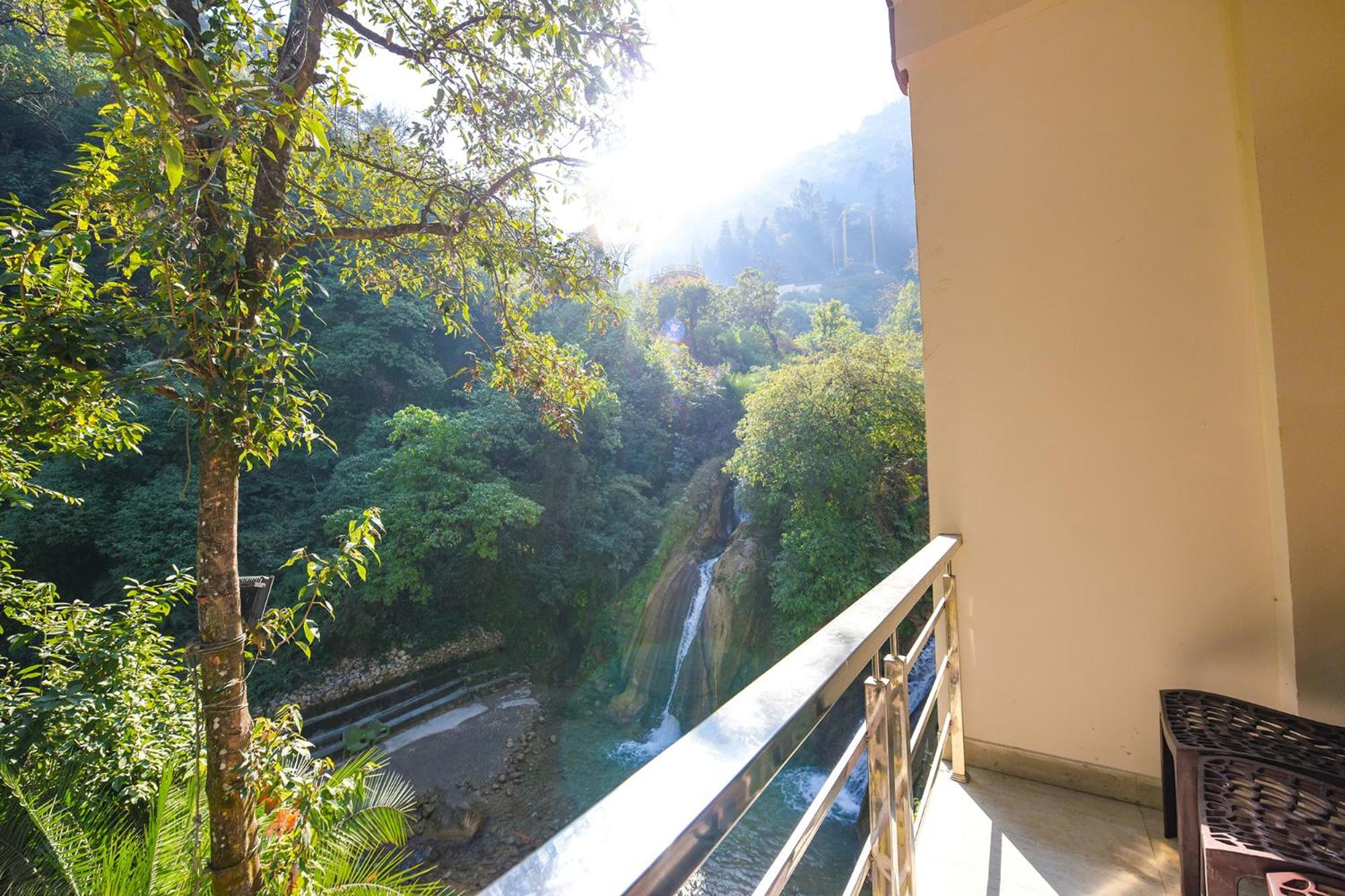 Fabhotel Kempty Lake Resort Mussoorie Exterior photo